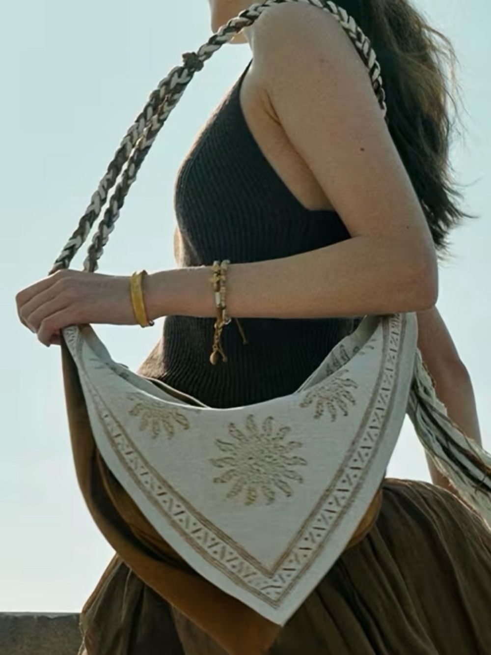 Boho Sun-Embroidered Triangle Shoulder Bag in Light Green Free People NWOT - Picture 3 of 5